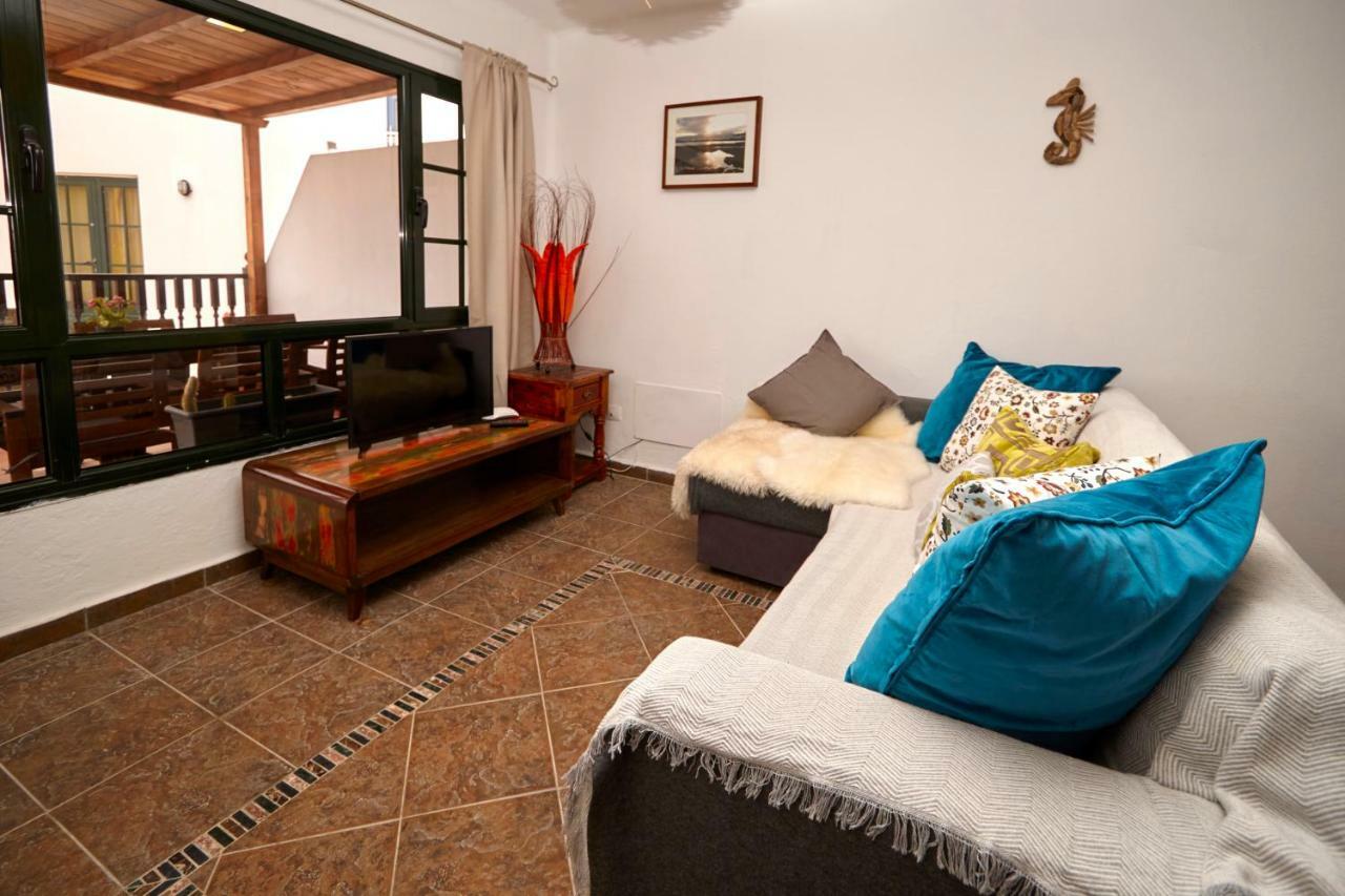 Casa Margarita - Shared Pool - Close To Seafront Promenade Punta Mujeres Zewnętrze zdjęcie