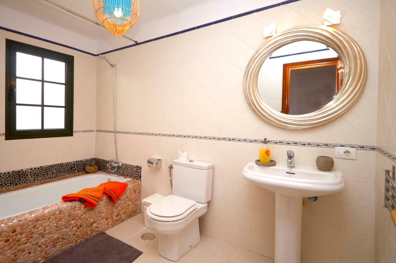 Casa Margarita - Shared Pool - Close To Seafront Promenade Punta Mujeres Zewnętrze zdjęcie